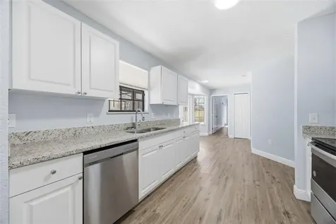 33710 Linda Lane Leesburg FL 34788