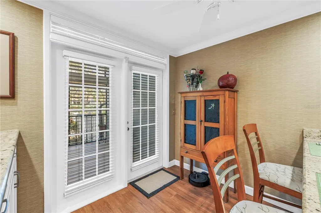 812 Amelia Court NE St Petersburg FL 33702