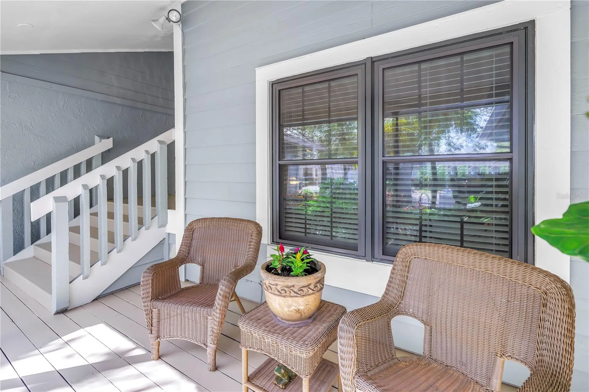 812 Amelia Court NE St Petersburg FL 33702