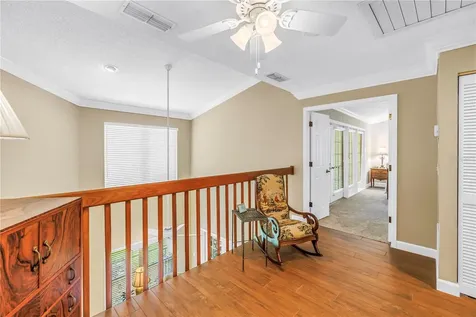 812 Amelia Court NE St Petersburg FL 33702