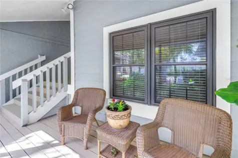 812 Amelia Court NE St Petersburg FL 33702