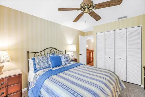 812 Amelia Court NE St Petersburg FL 33702