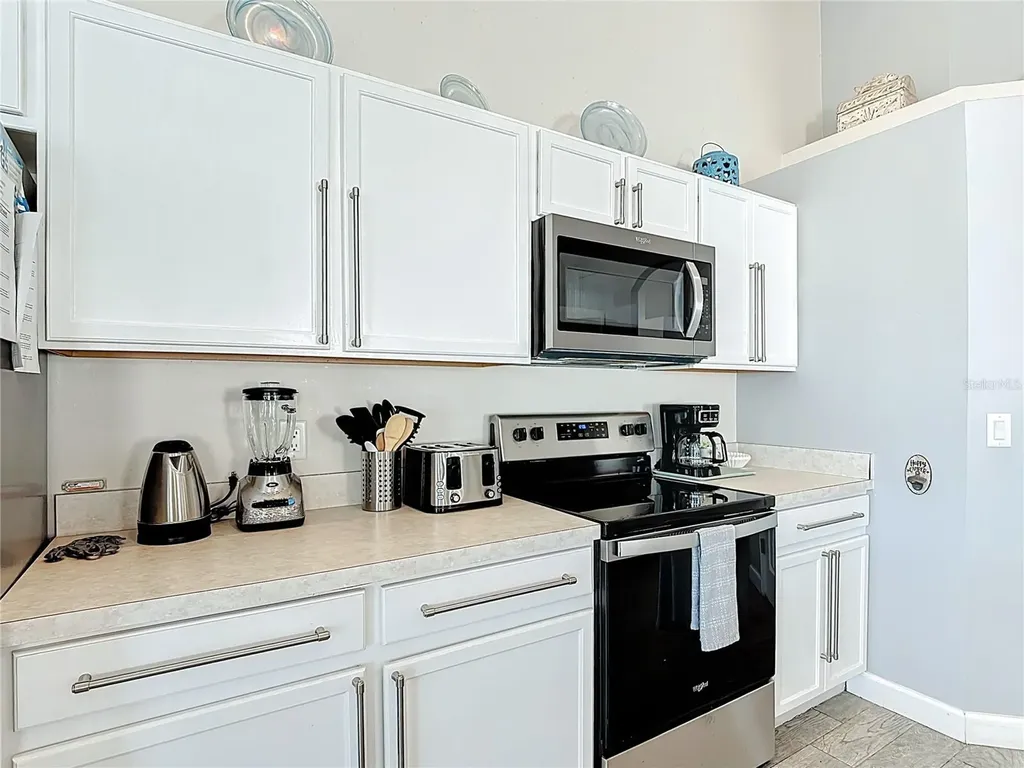 314 Lockbreeze Drive Davenport FL 33897