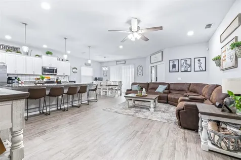 1023 Corso Drive Winter Haven FL 33884