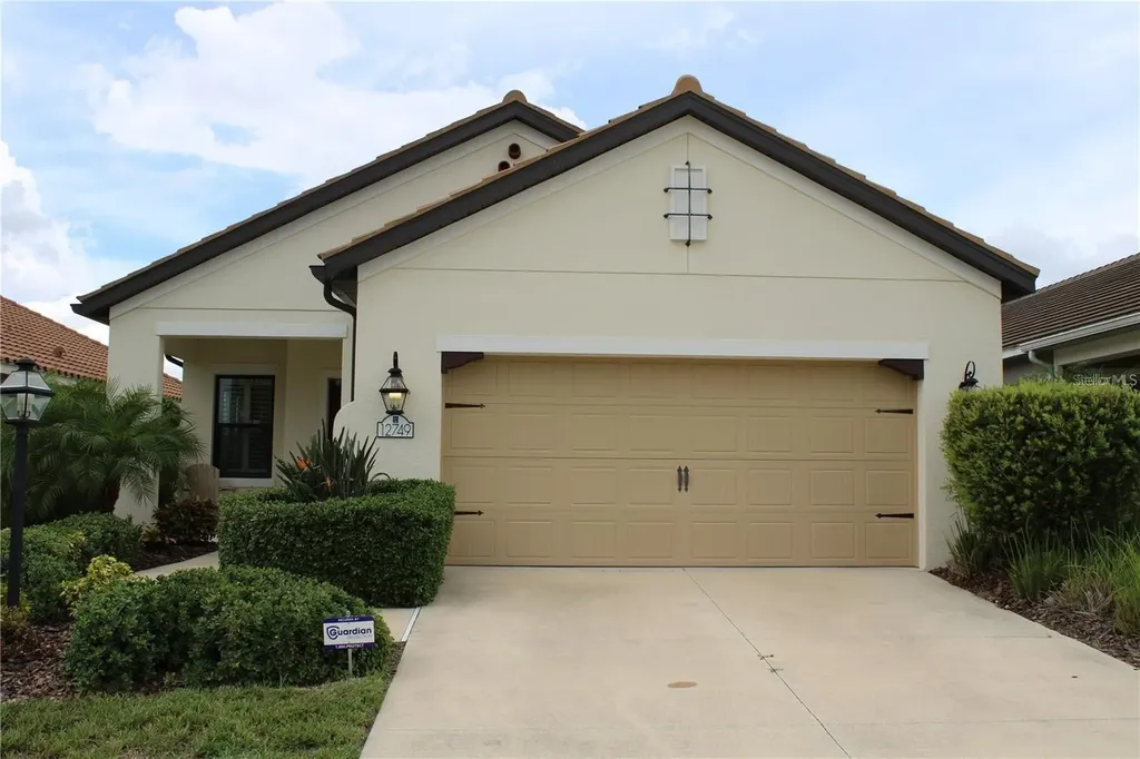 12749 Coastal Breeze Way Bradenton FL 34211