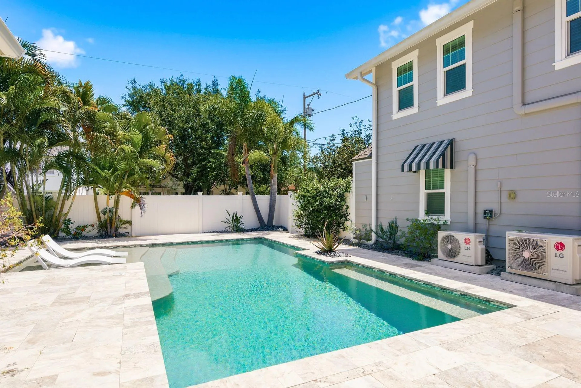 800 18th Avenue N St Petersburg FL 33704