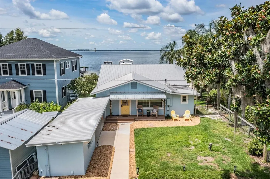 13850 SE 124th Street Ocklawaha FL 32179