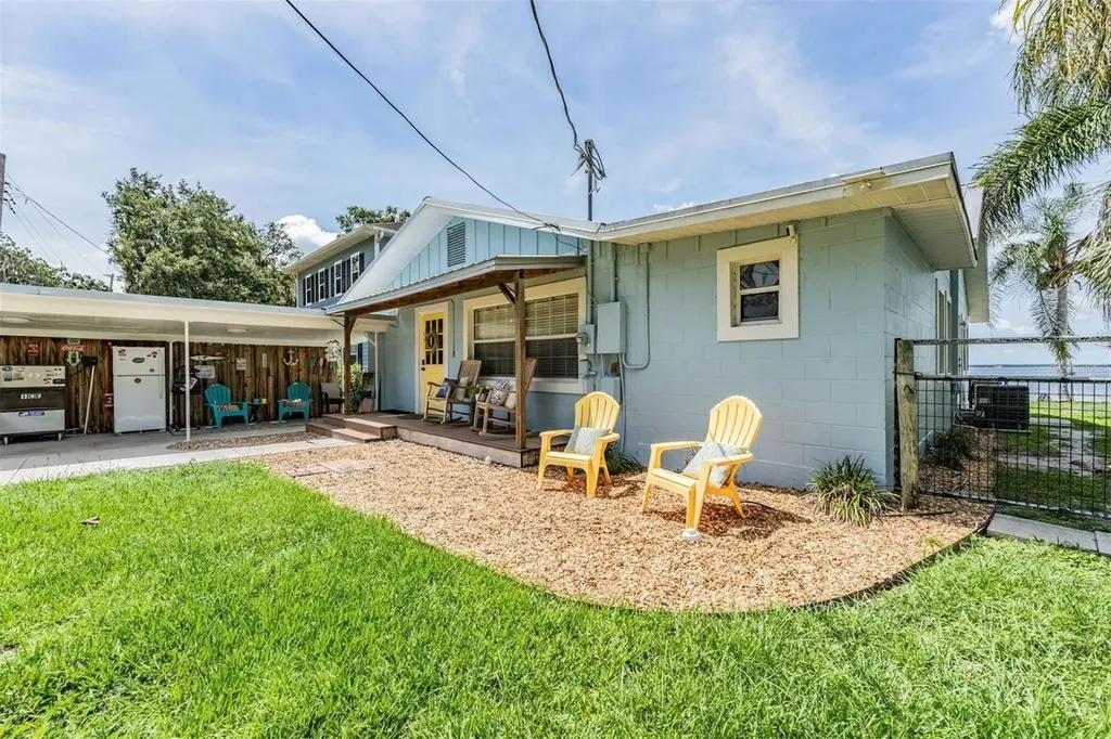 13850 SE 124th Street Ocklawaha FL 32179