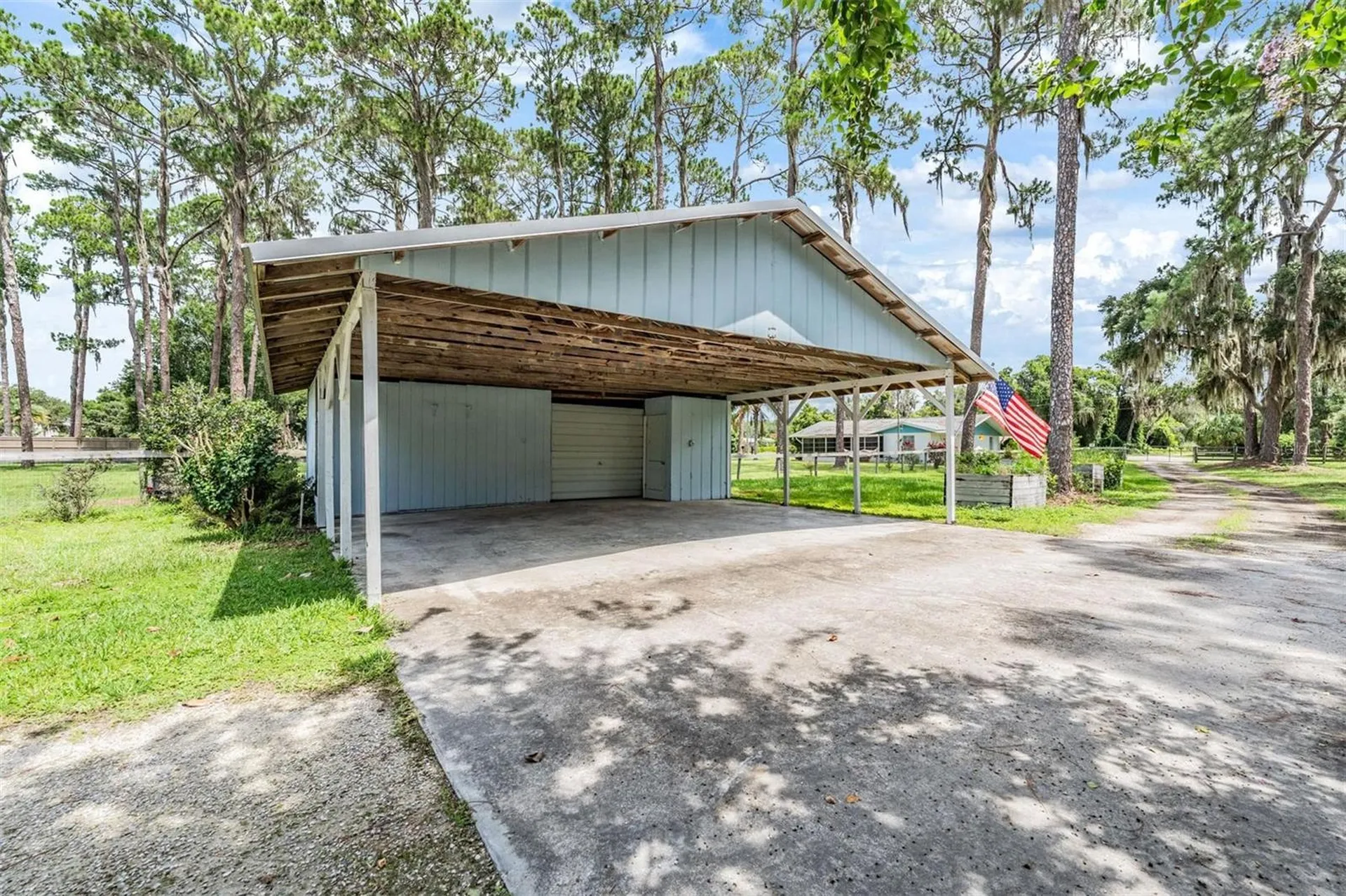 13850 SE 124th Street Ocklawaha FL 32179