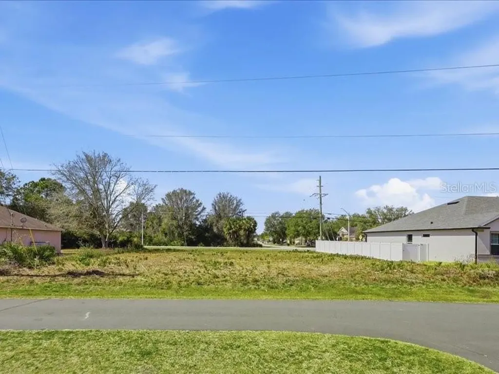 27 Lamar Lane Palm Coast FL 32137