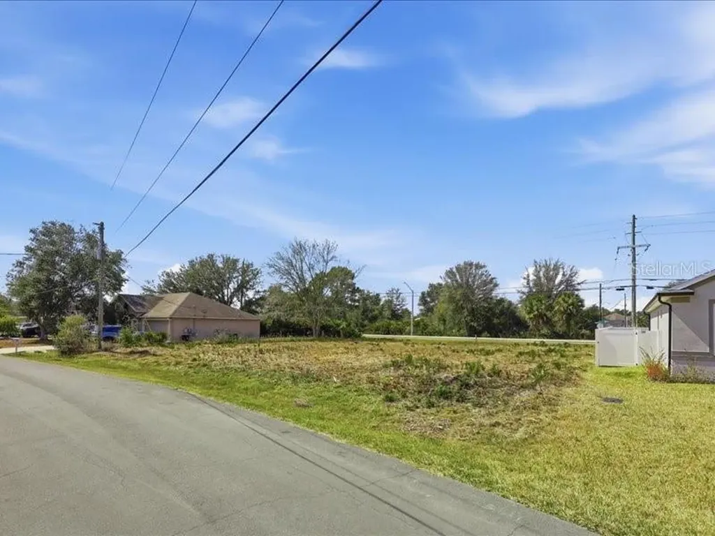 27 Lamar Lane Palm Coast FL 32137
