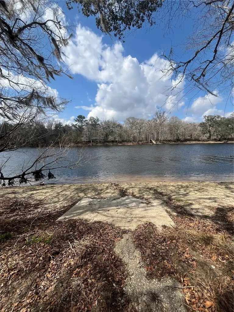 1859 NW 82nd Terrace Bell FL 32619