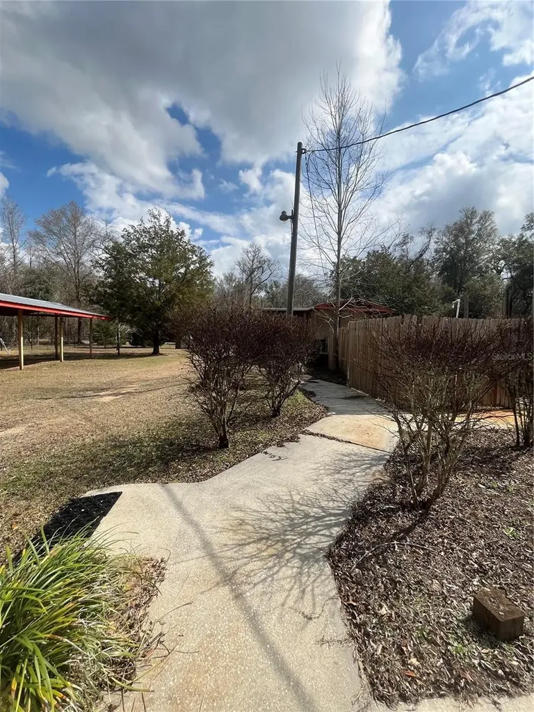1859 NW 82nd Terrace Bell FL 32619