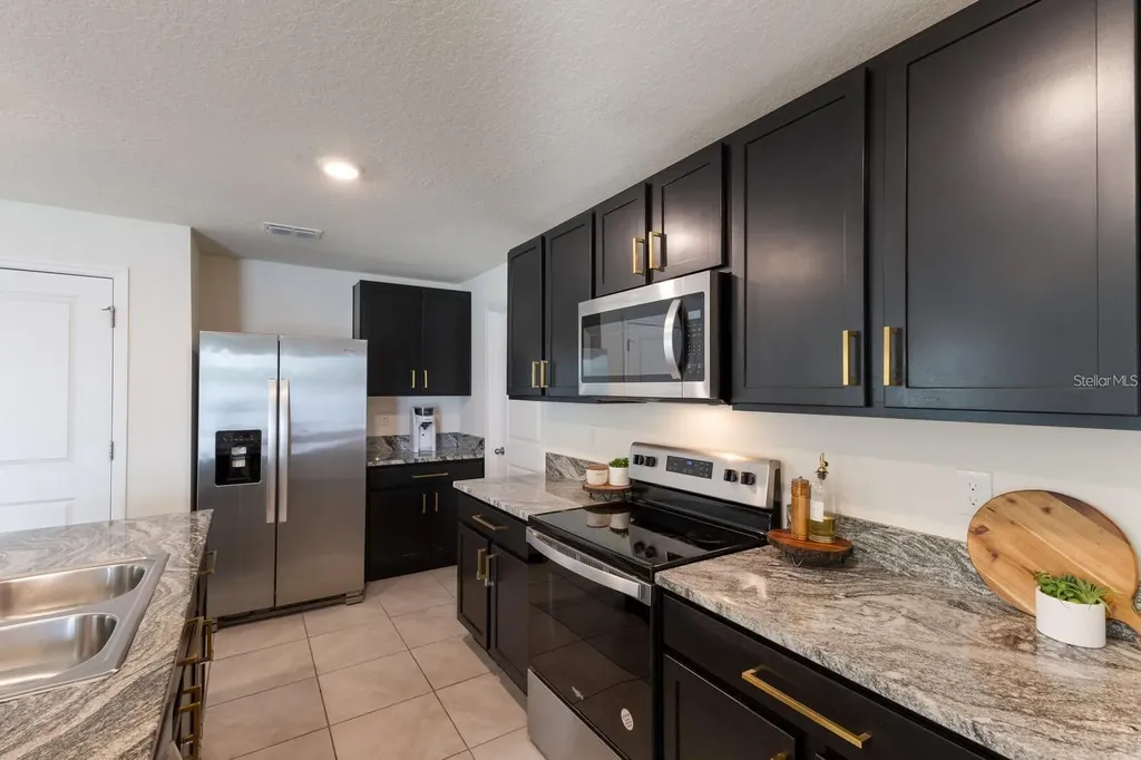 2938 Rock Sound Street Bradenton FL 34208