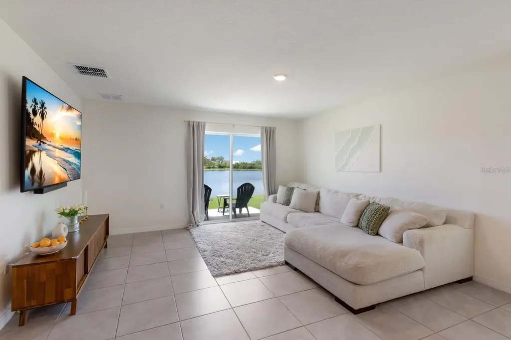 2938 Rock Sound Street Bradenton FL 34208