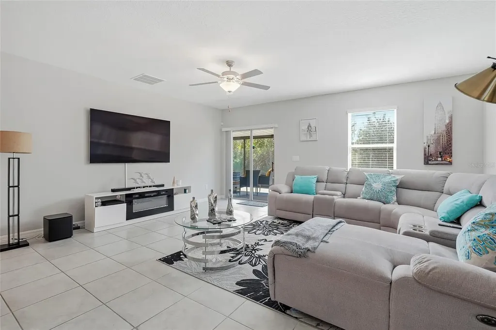 5431 Amaryllis Garden Street Ruskin FL 33570