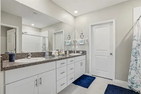 5431 Amaryllis Garden Street Ruskin FL 33570