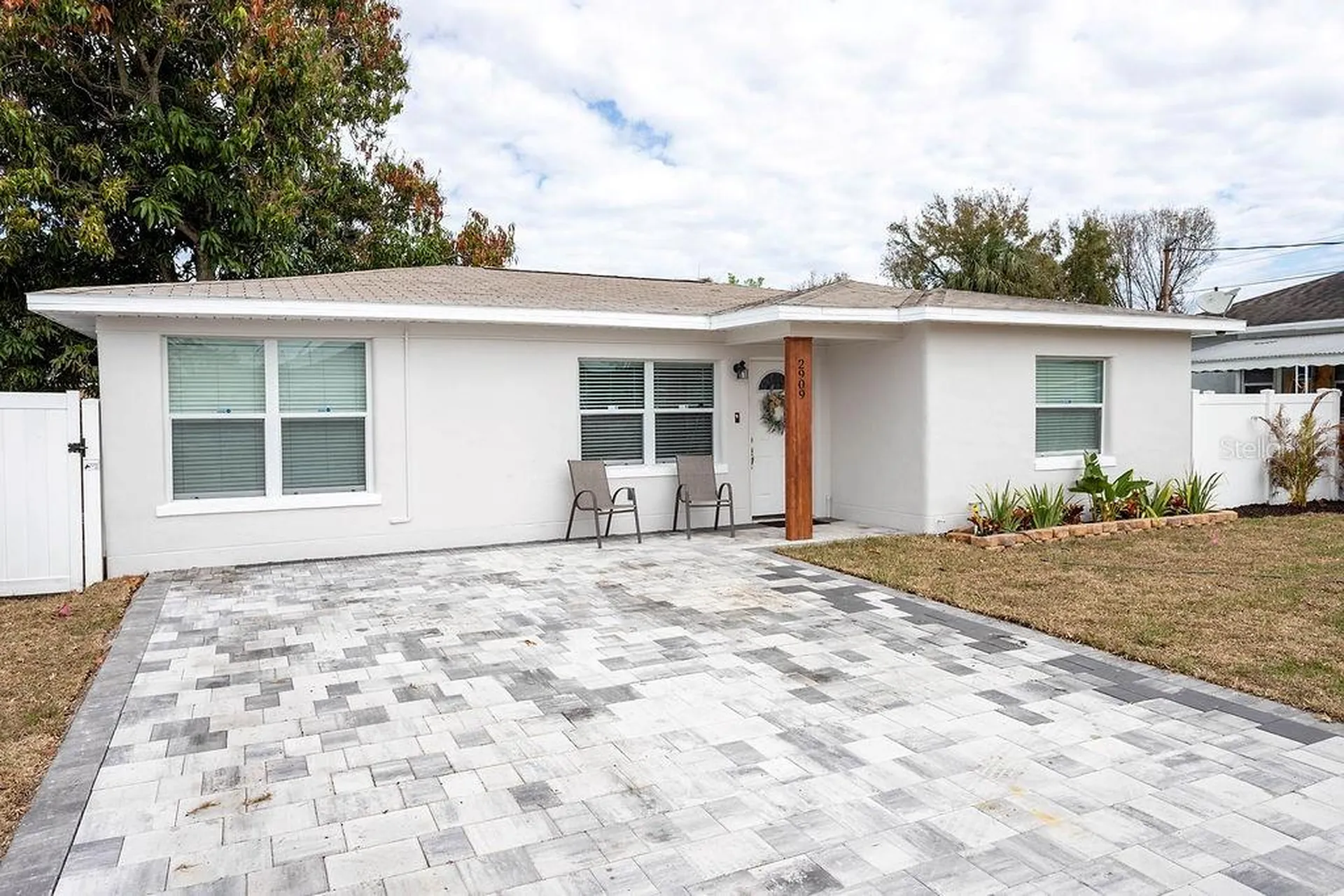 2909 W Dewey Street Tampa FL 33607