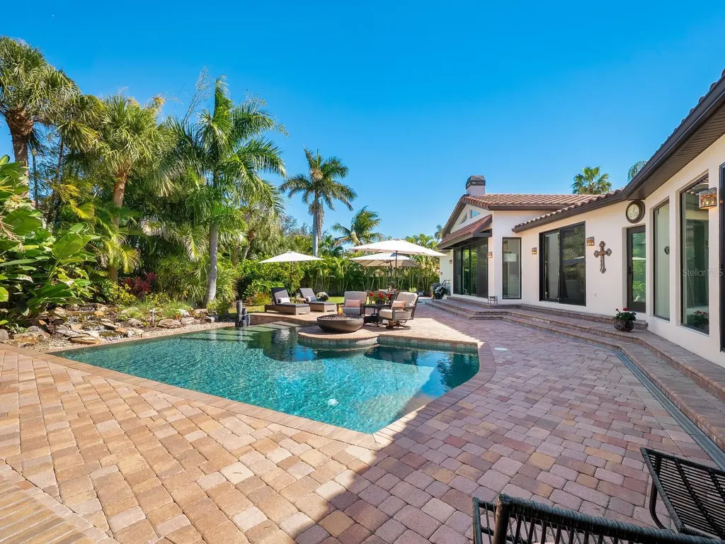 319 Bird Key Drive Sarasota FL 34236