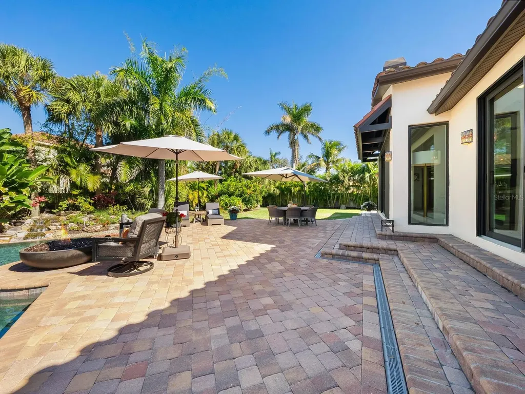 319 Bird Key Drive Sarasota FL 34236