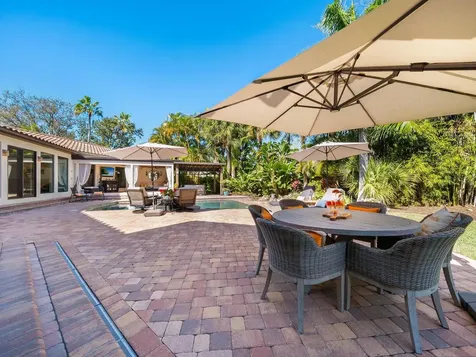 319 Bird Key Drive Sarasota FL 34236