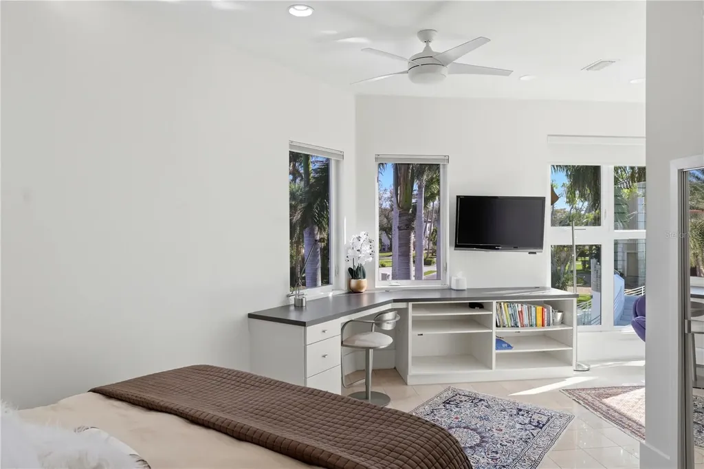 5004 64th Dr W Bradenton FL 34210