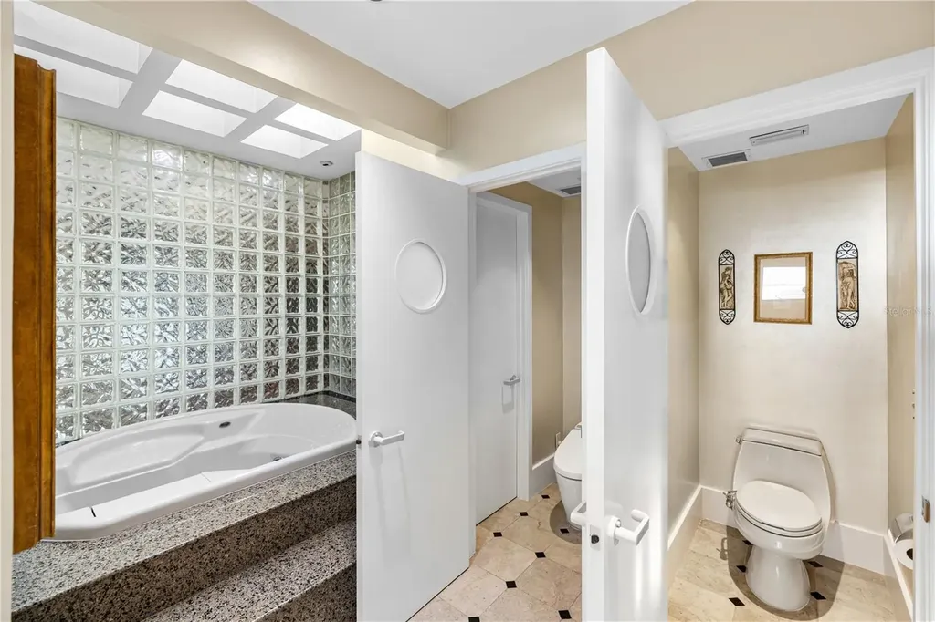 5004 64th Dr W Bradenton FL 34210