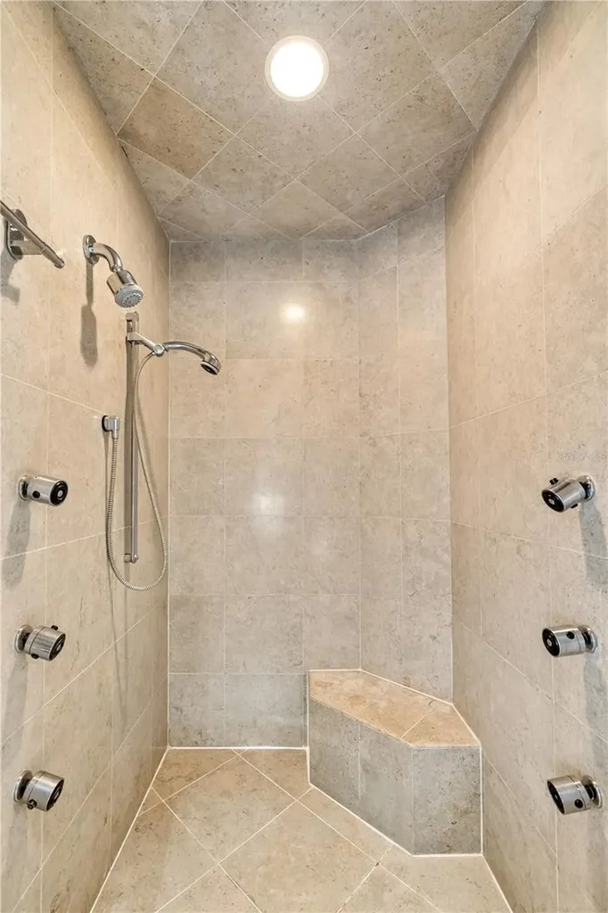 5004 64th Dr W Bradenton FL 34210