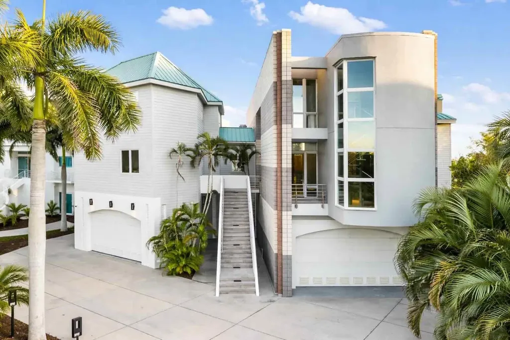 5004 64th Dr W Bradenton FL 34210