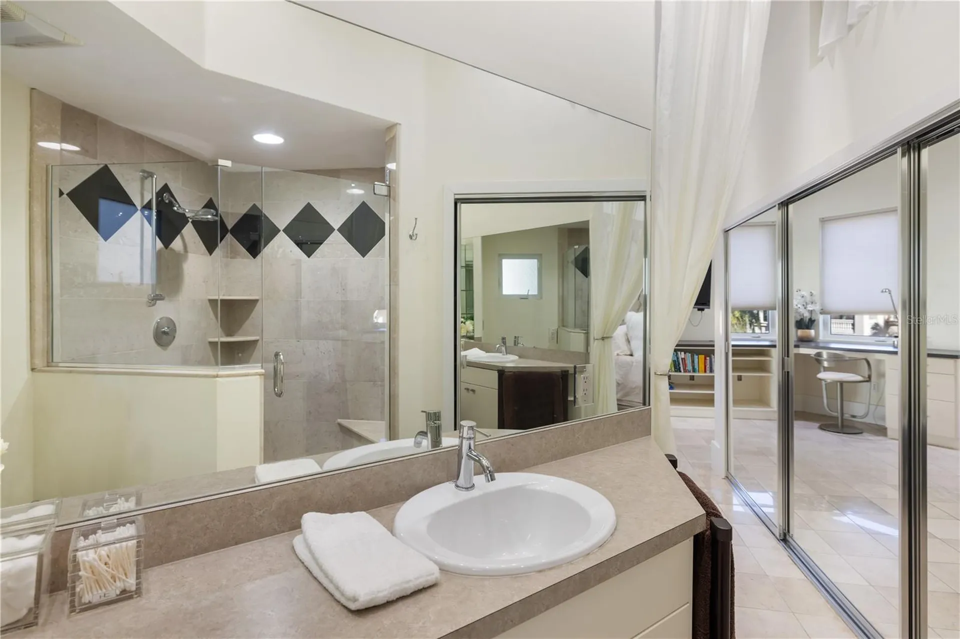 5004 64th Dr W Bradenton FL 34210