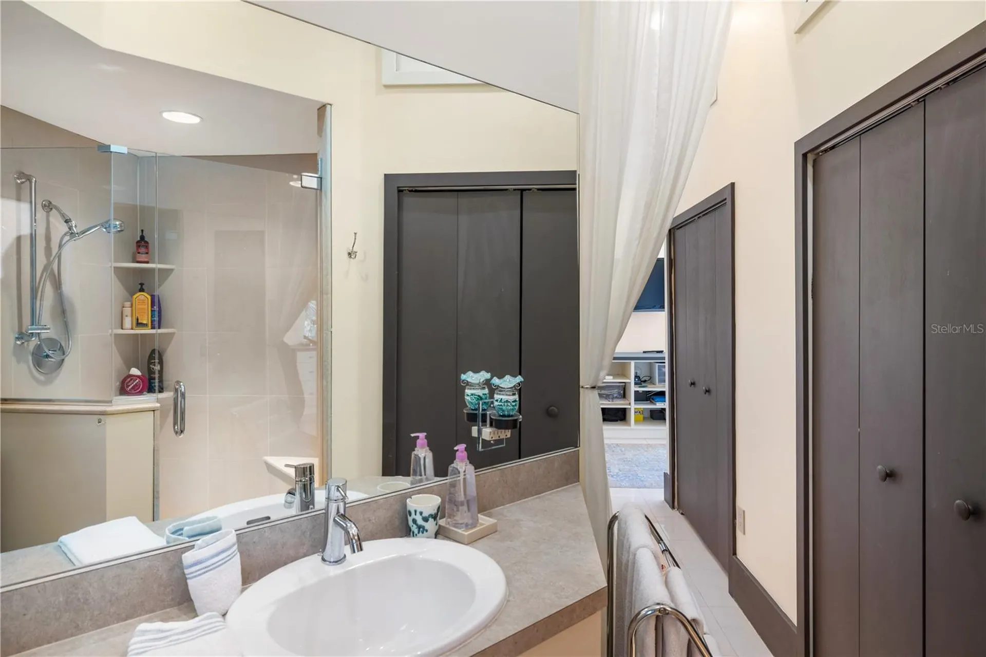 5004 64th Dr W Bradenton FL 34210
