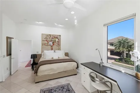 5004 64th Dr W Bradenton FL 34210