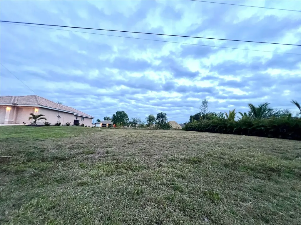 1903 NE 10th Avenue Cape Coral FL 33909