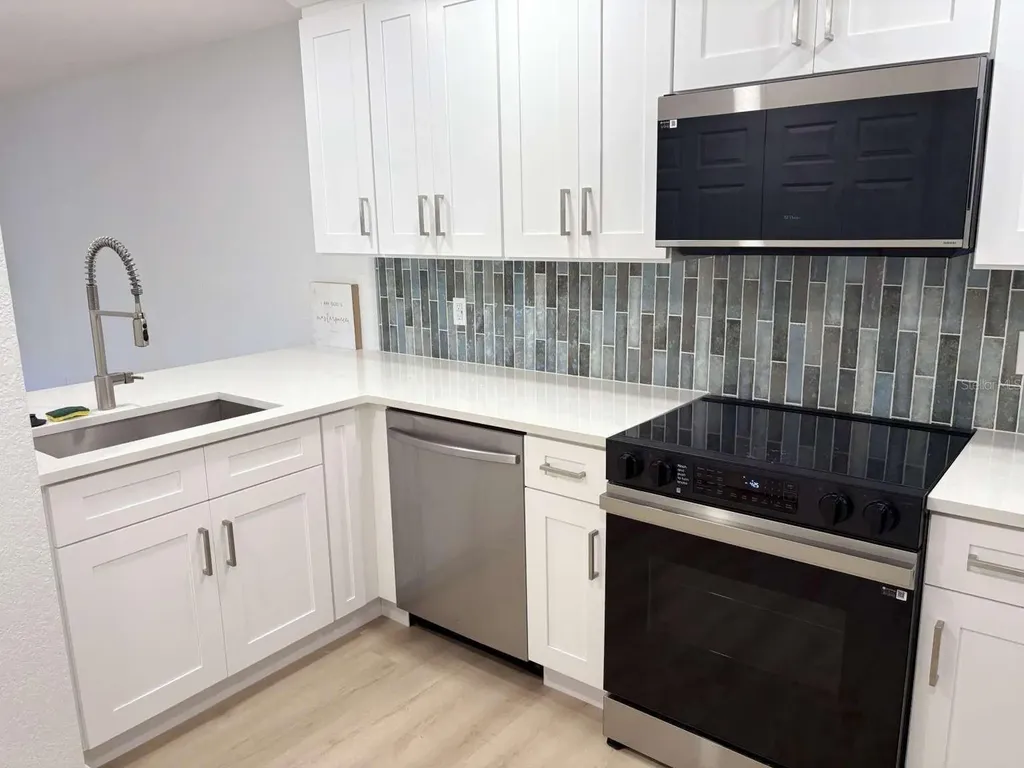 8480 60th Street N Pinellas Park FL 33781
