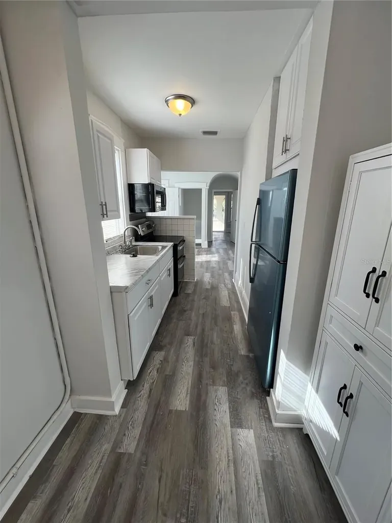 209 Taylor Avenue Daytona Beach FL 32114