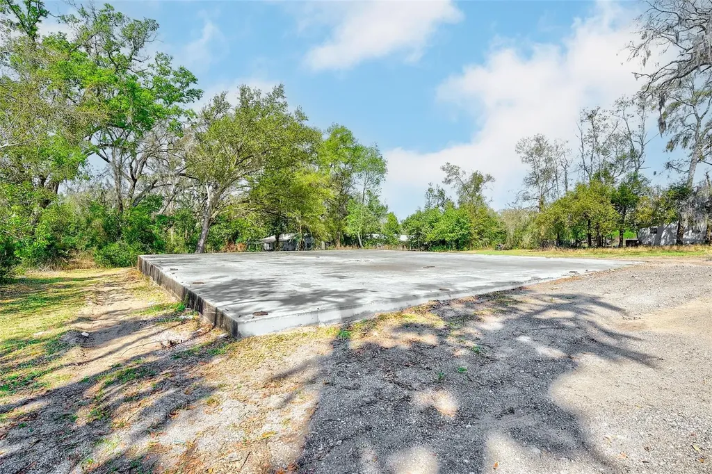 10351 Us Highway 301 Dade City FL 33525