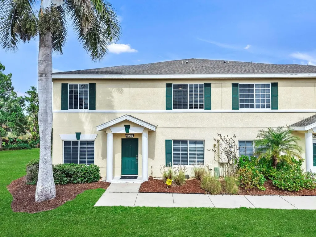 208 Cape Harbour Loop Bradenton FL 34212