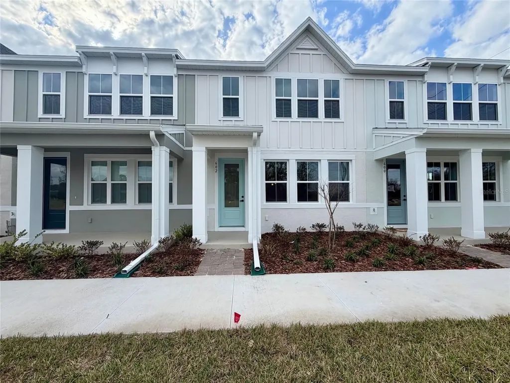602 Highfalls Avenue Debary FL 32713