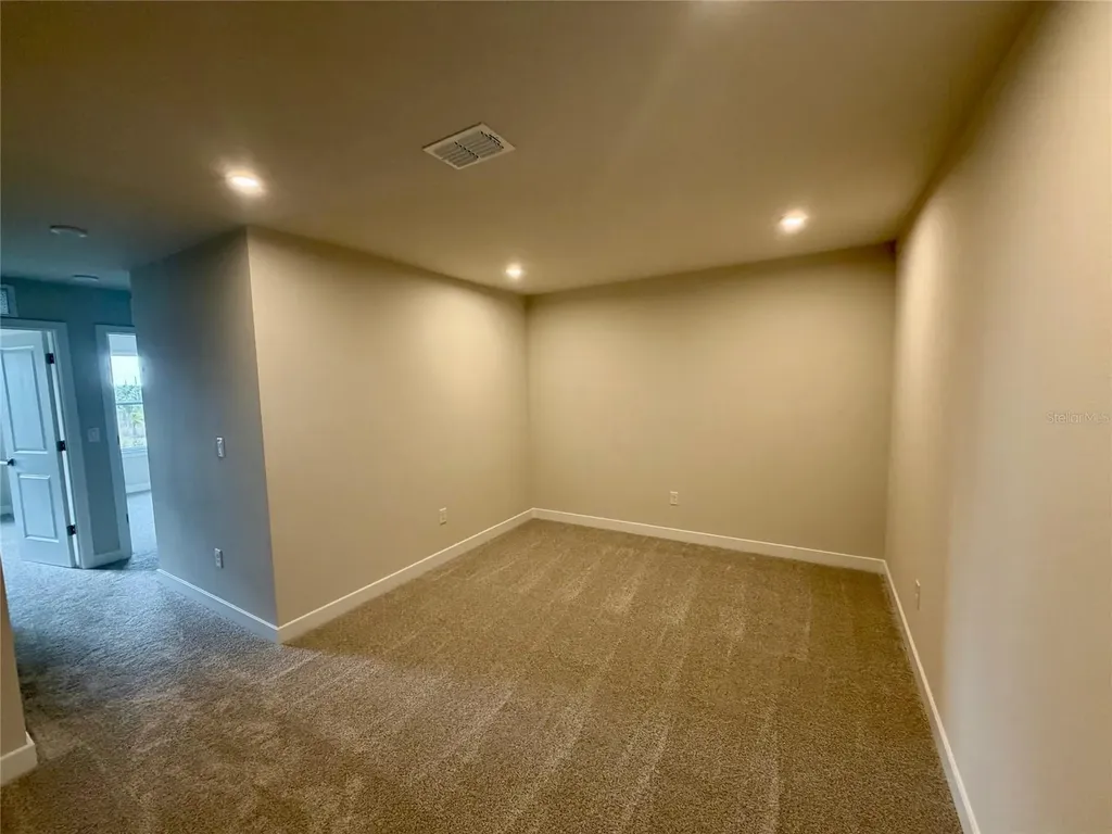 602 Highfalls Avenue Debary FL 32713