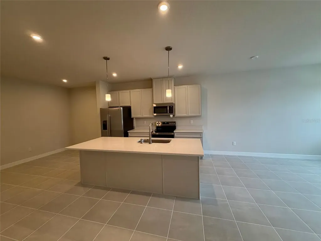 602 Highfalls Avenue Debary FL 32713