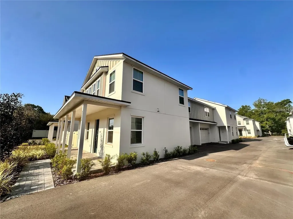 2220 S Bumby Avenue Orlando FL 32806