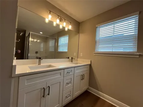 2220 S Bumby Avenue Orlando FL 32806