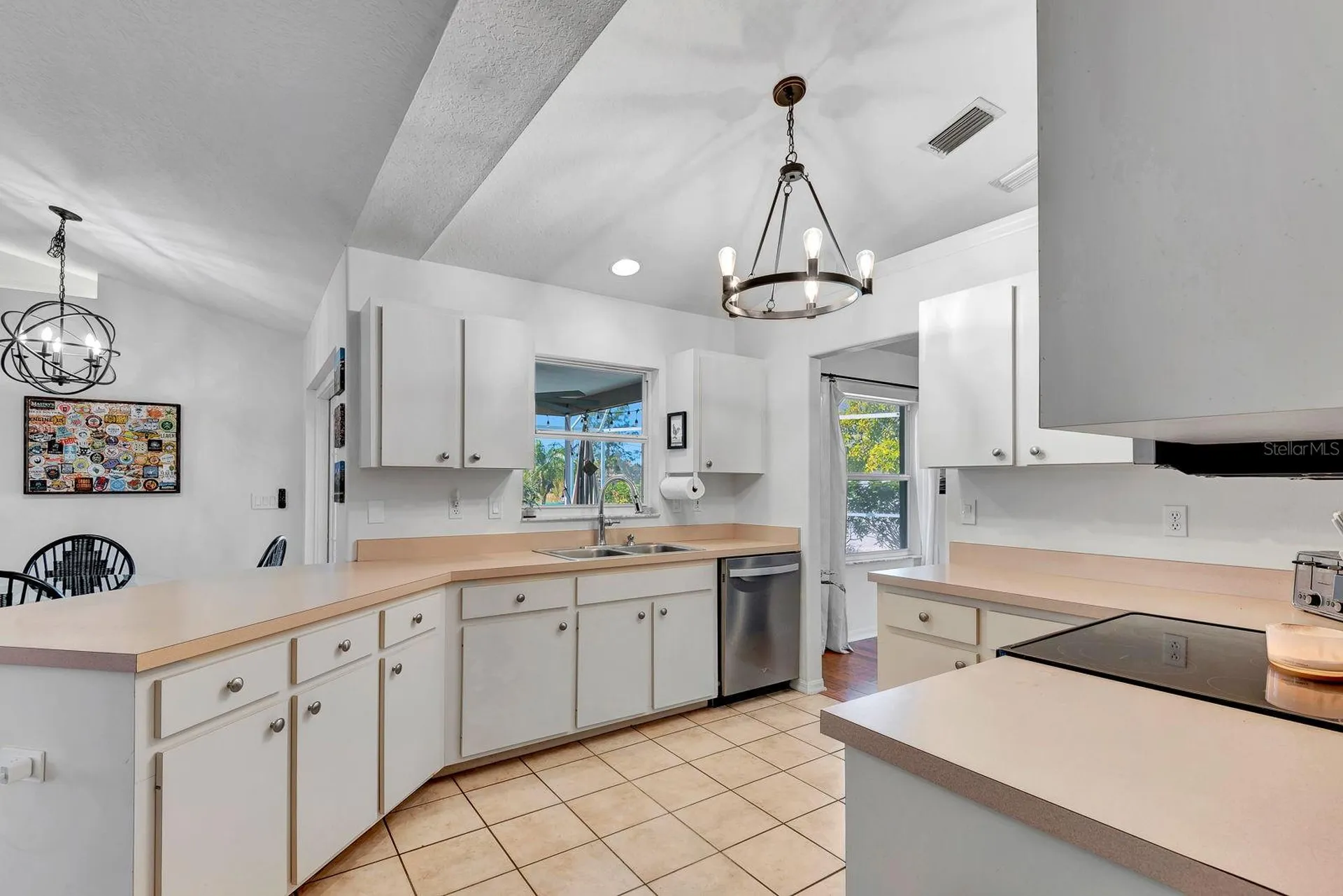 810 Mcarthur Avenue Sarasota FL 34243