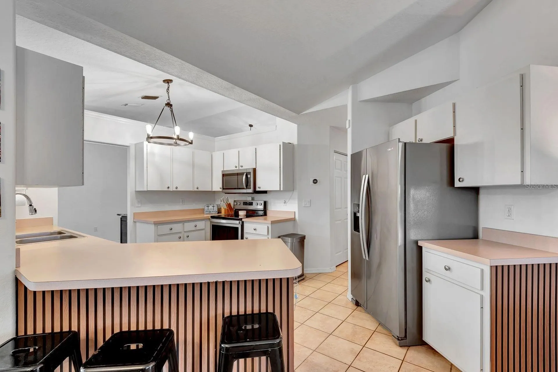 810 Mcarthur Avenue Sarasota FL 34243