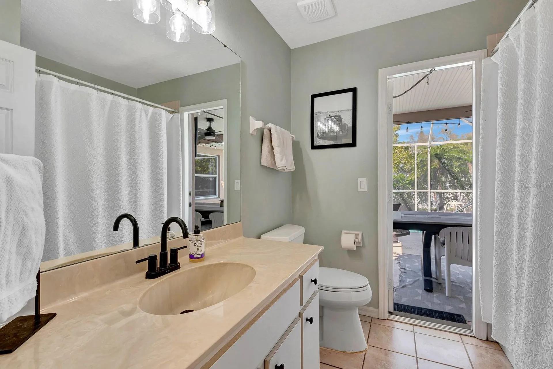 810 Mcarthur Avenue Sarasota FL 34243