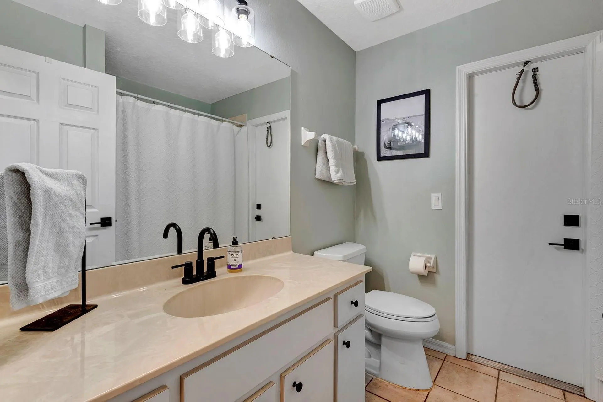 810 Mcarthur Avenue Sarasota FL 34243