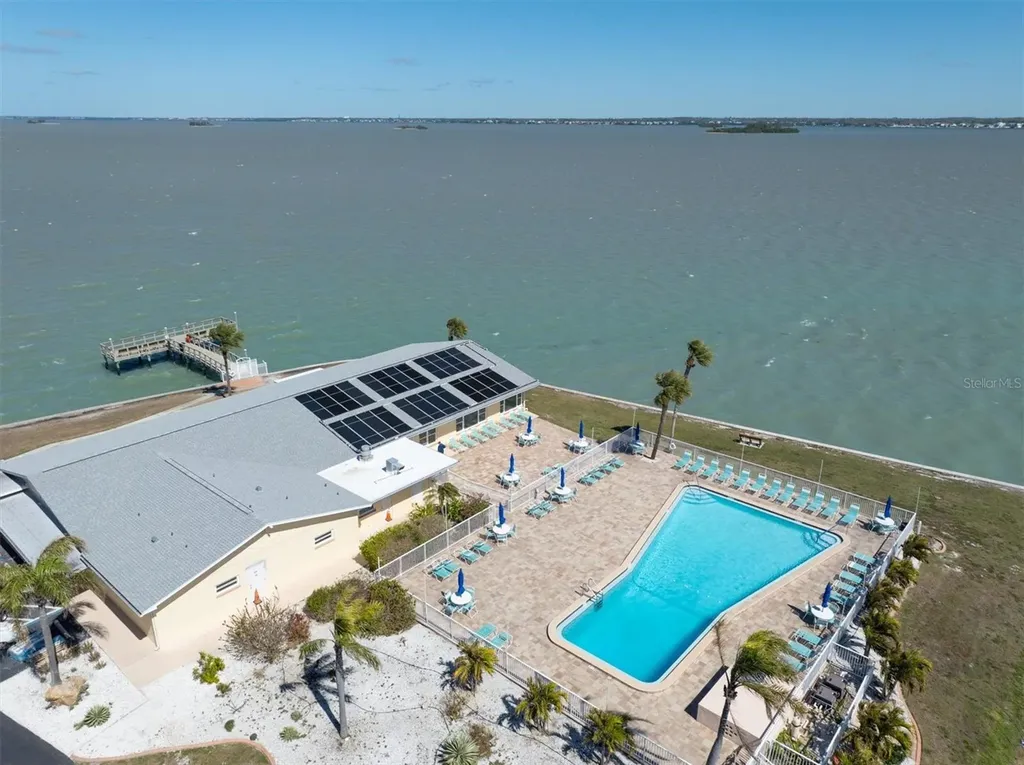 8 Glencoe Place Dunedin FL 34698