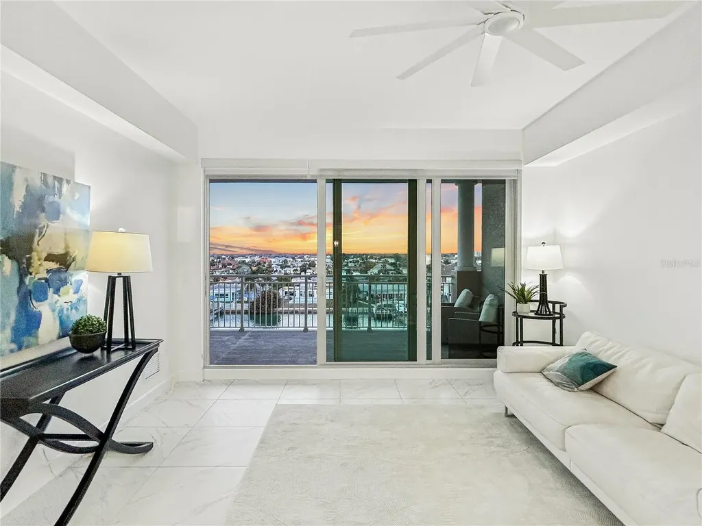125 Island Way Clearwater Beach FL 33767
