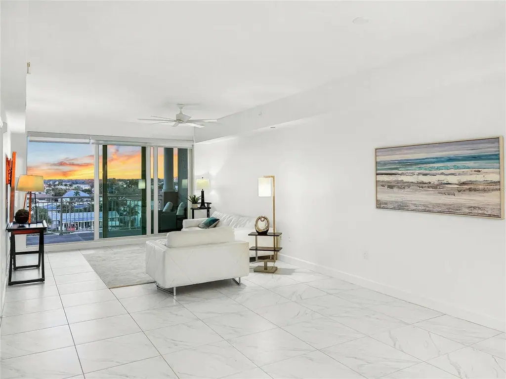 125 Island Way Clearwater Beach FL 33767