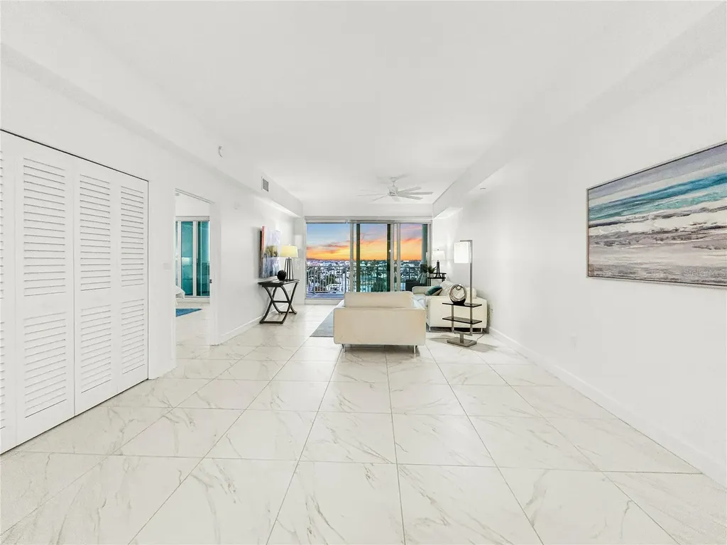 125 Island Way Clearwater Beach FL 33767